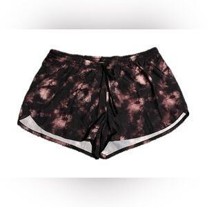 Old Navy Active Mid Rise Red Graphic Running Shorts